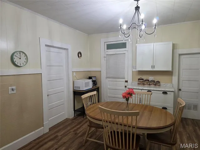 $138,000 | 1414 Newton Avenue, Johnston City, IL 62951