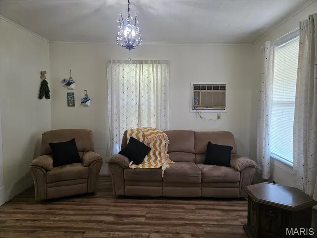 $138,000 | 1414 Newton Avenue, Johnston City, IL 62951