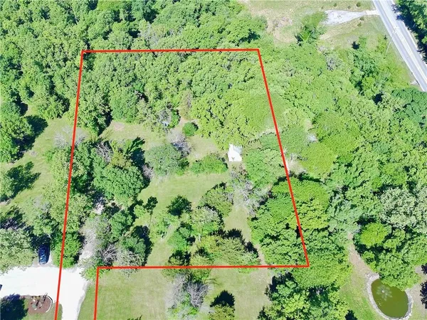 $249,990 | 8360 Waverly Road, De Soto, KS 66018