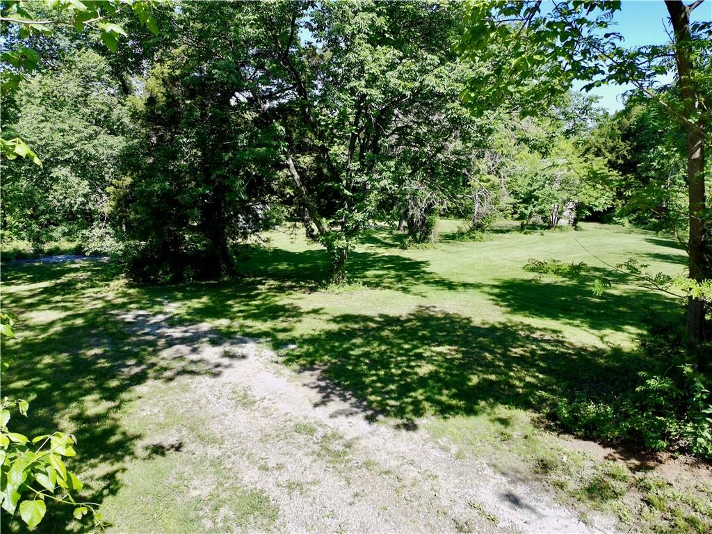 8360 Waverly Road De Soto, KS 66018 - Photo 15 of 42