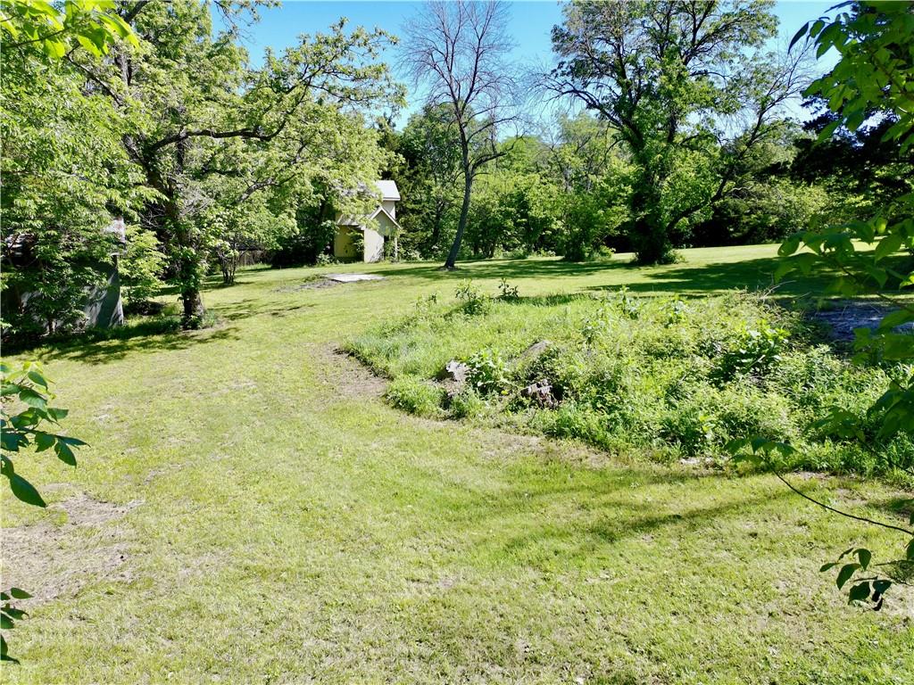 8360 Waverly Road De Soto, KS 66018 - Photo 20 of 42