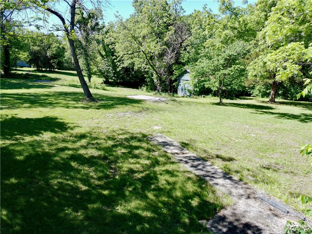 8360 Waverly Road De Soto, KS 66018 - Photo 25 of 42