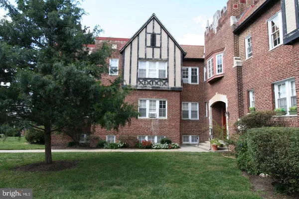 $141,999 | 235 Emerson Street Northwest, Unit 104, Washington, DC 20011