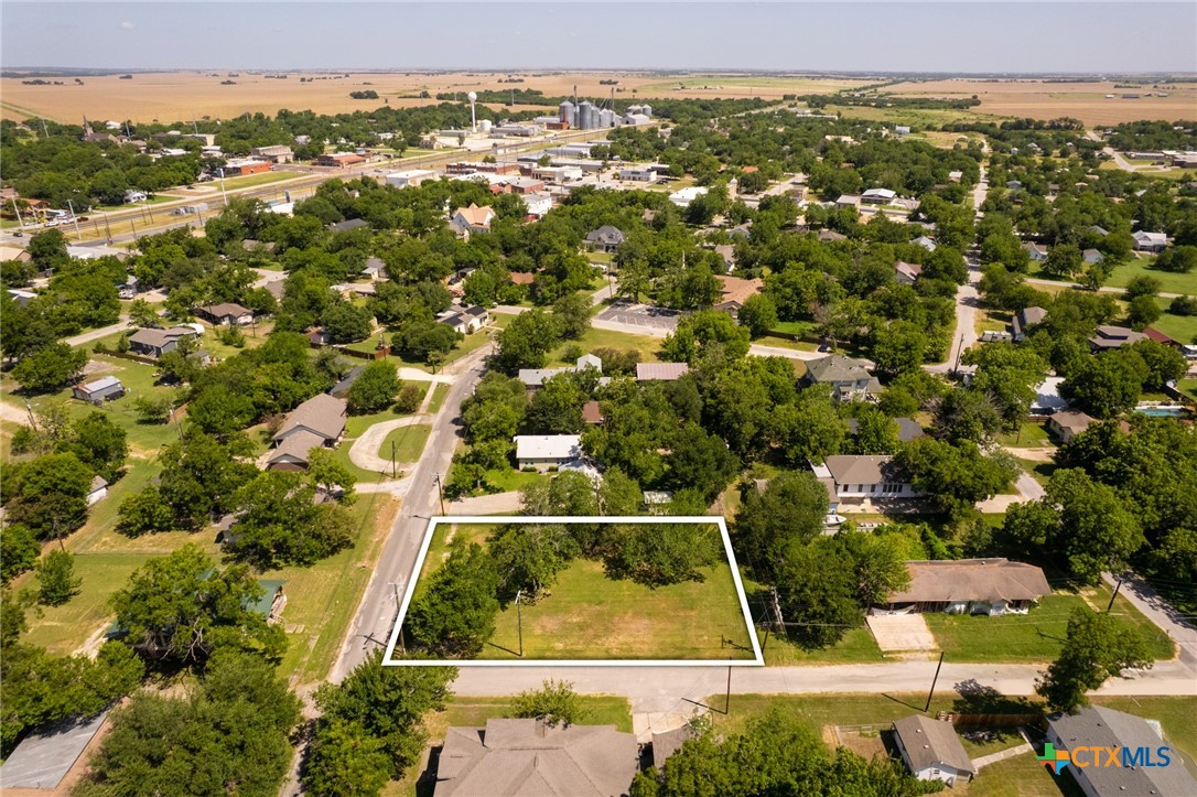 307 South Willis Street Granger, TX 76530 - Photo 5 of 13