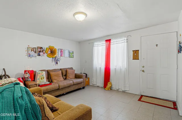 $345,000 | 10540 Socorro Road, Socorro, TX 79927