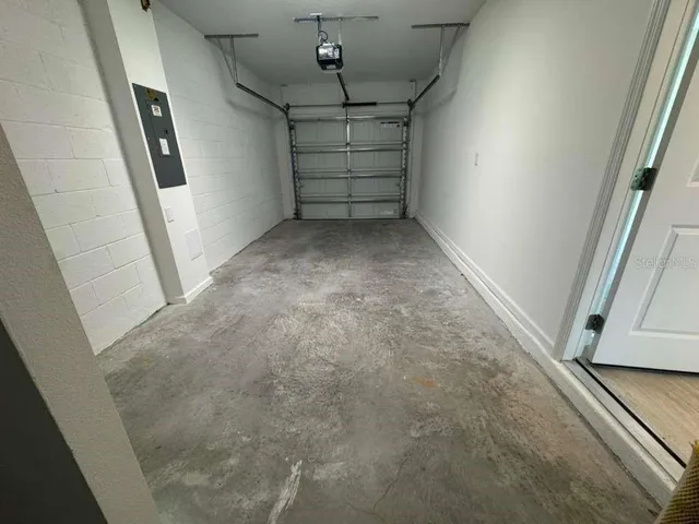 a view of a pathway with a house