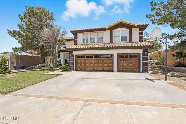 $399,900 | 6529 Jim De Groat Drive, El Paso, TX 79912