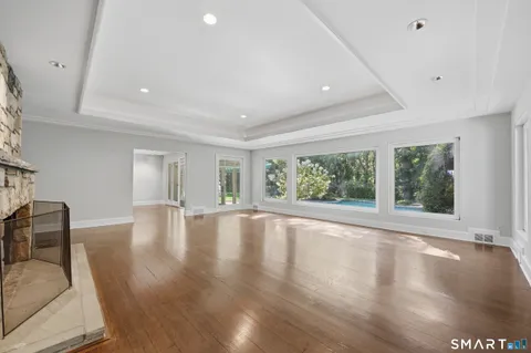 $2,695,000 | 18 Linda Lane, Darien, CT 06820