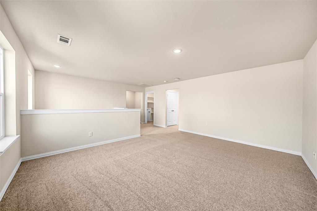 3516 Columbus Street Gainesville, TX 76240 - Photo 25 of 40 a view of empty room