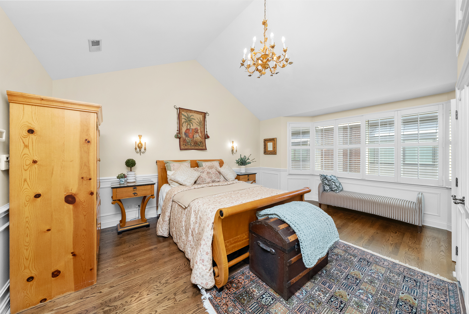 55 West Goethe Street, Unit 1222 Chicago, IL 60610 - Photo 19 of 43 a bedroom with a bed and a window