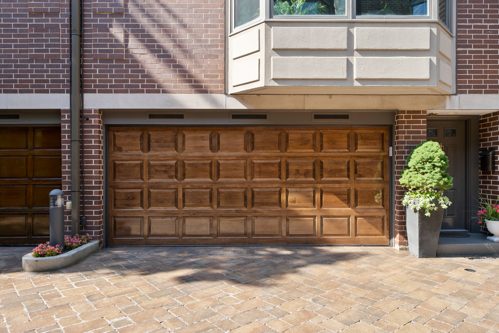 55 West Goethe Street, Unit 1222 Chicago, IL 60610 - Photo 38 of 43 a view of a house with a outdoor space