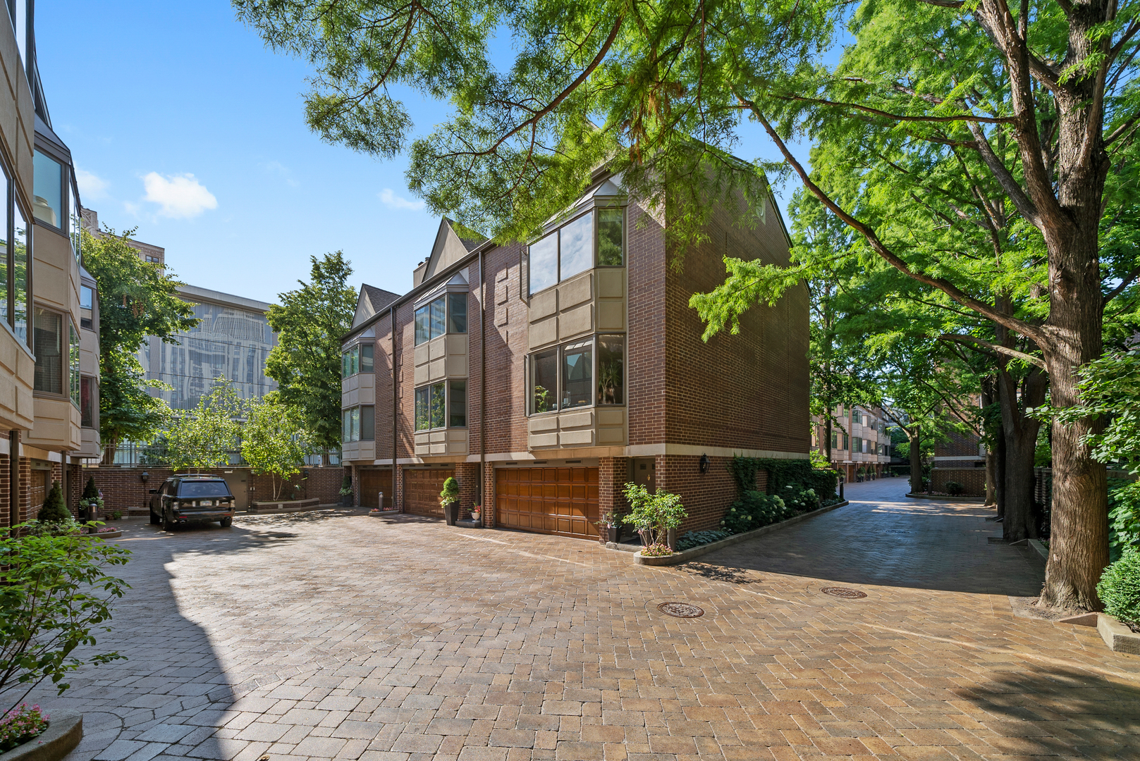 55 West Goethe Street, Unit 1222 Chicago, IL 60610 - Photo 39 of 43 a front view of a house with a yard