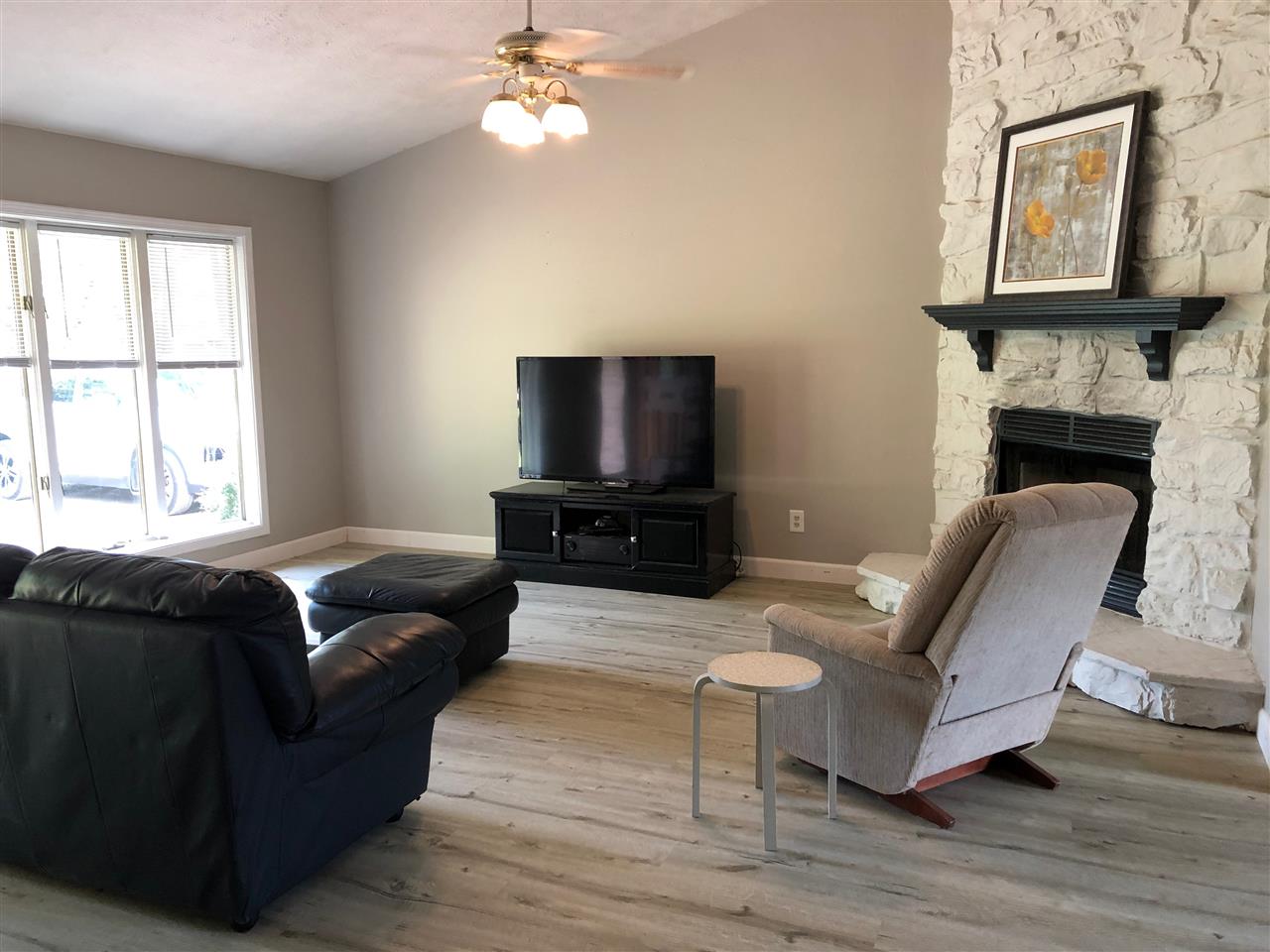6055 Droege Road Rochester, IL 62563 - Photo 8 of 20