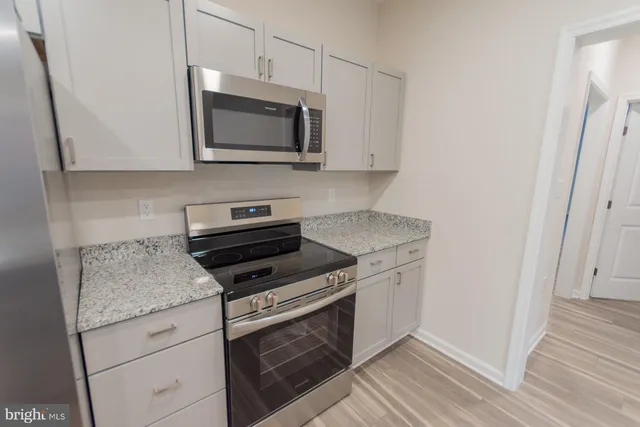 $1,725 | 215 West King Street, Unit B, Martinsburg, WV 25401