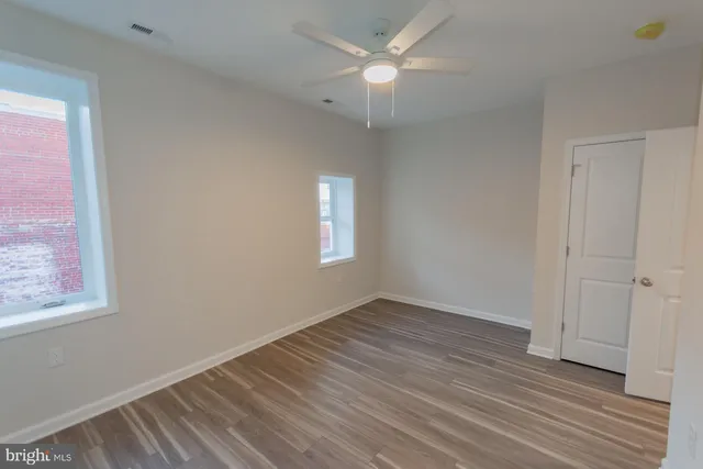 $1,725 | 215 West King Street, Unit B, Martinsburg, WV 25401