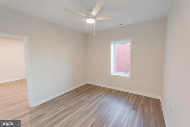 $1,725 | 215 West King Street, Unit B, Martinsburg, WV 25401