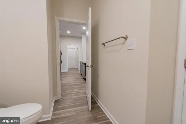 $1,725 | 215 West King Street, Unit B, Martinsburg, WV 25401