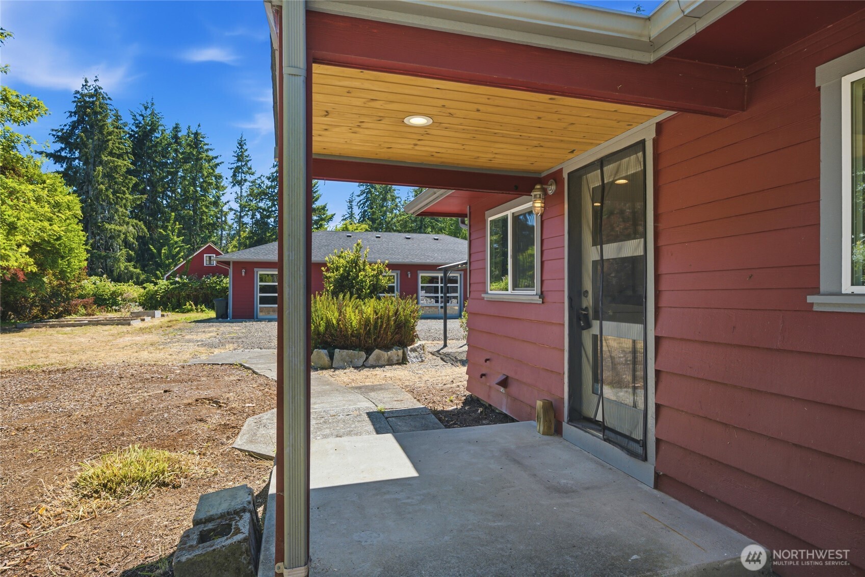 4766 Erlands Point Road Northwest Bremerton, WA 98312 - Photo 22 of 34