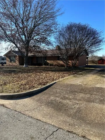 $224,900 | 1008 North Bosque Street, Meridian, TX 76665