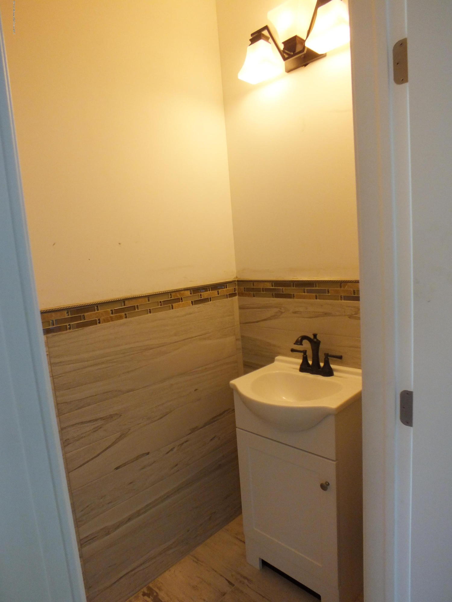 125 Launch Road Manahawkin, NJ 08050 - Photo 5 of 10 DSCF1331