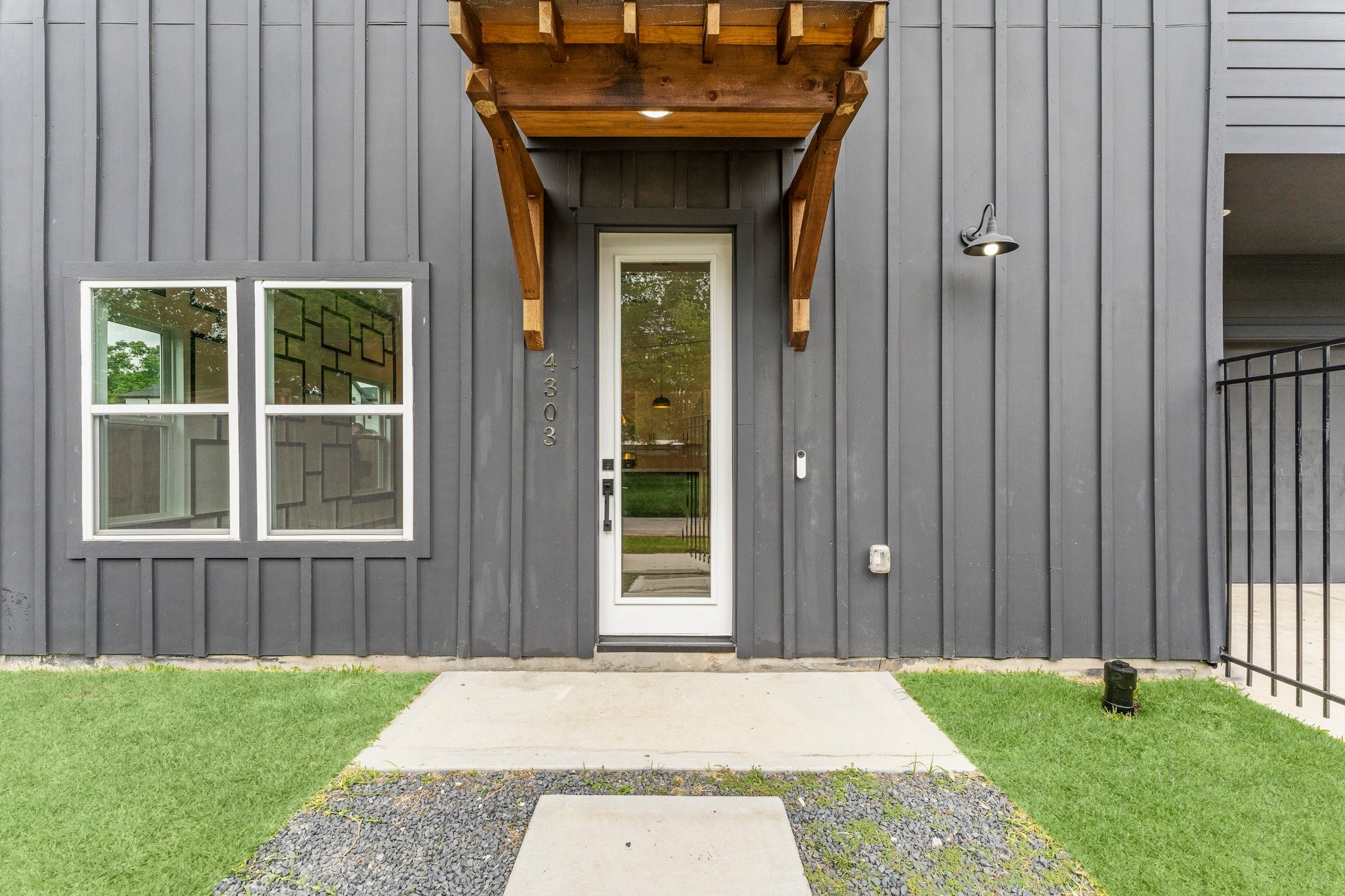 4303 Buck Street Houston, TX 77020 - Photo 3 of 28