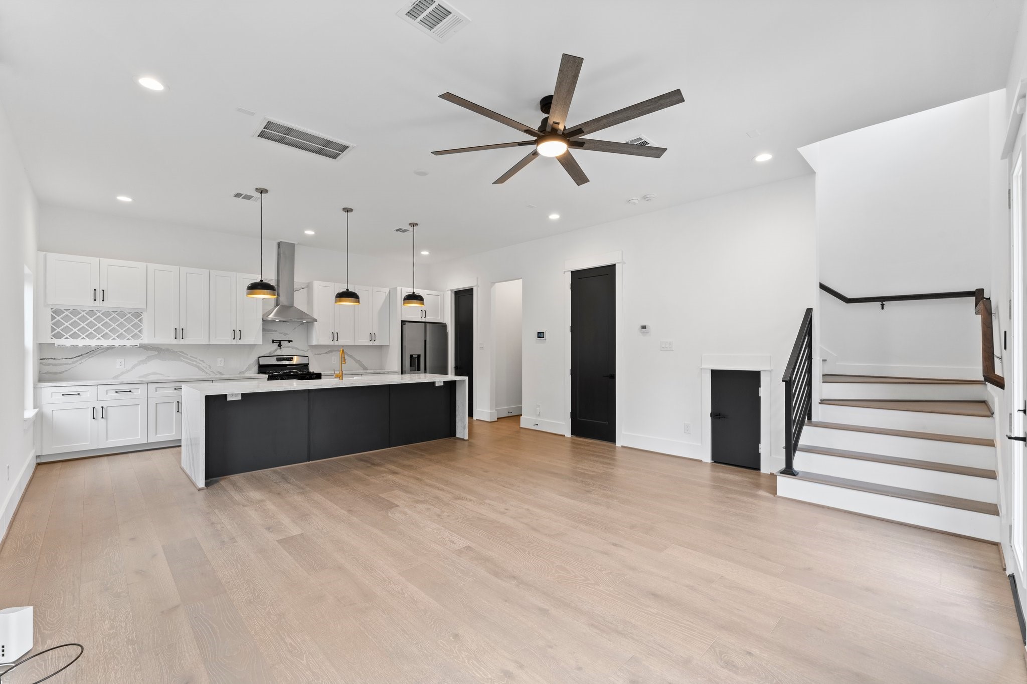 4303 Buck Street Houston, TX 77020 - Photo 6 of 28