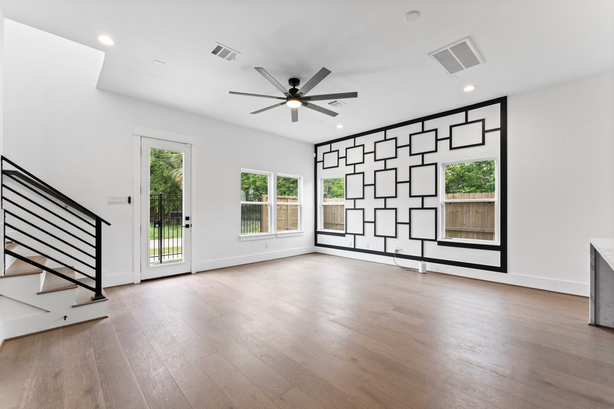 4303 Buck Street Houston, TX 77020 - Photo 8 of 28