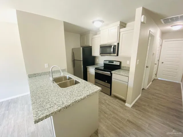 $875 | 1105 West Kennedy Street, Unit 18, Pharr, TX 78577