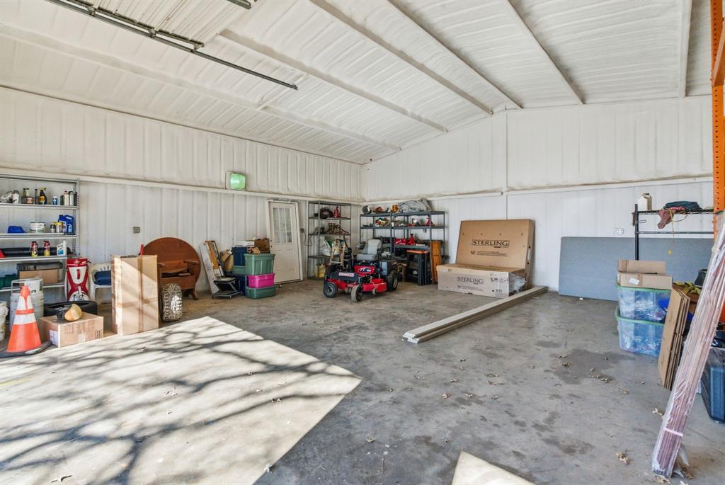 3601 Springfield Road Springtown, TX 76082 - Photo 26 of 40