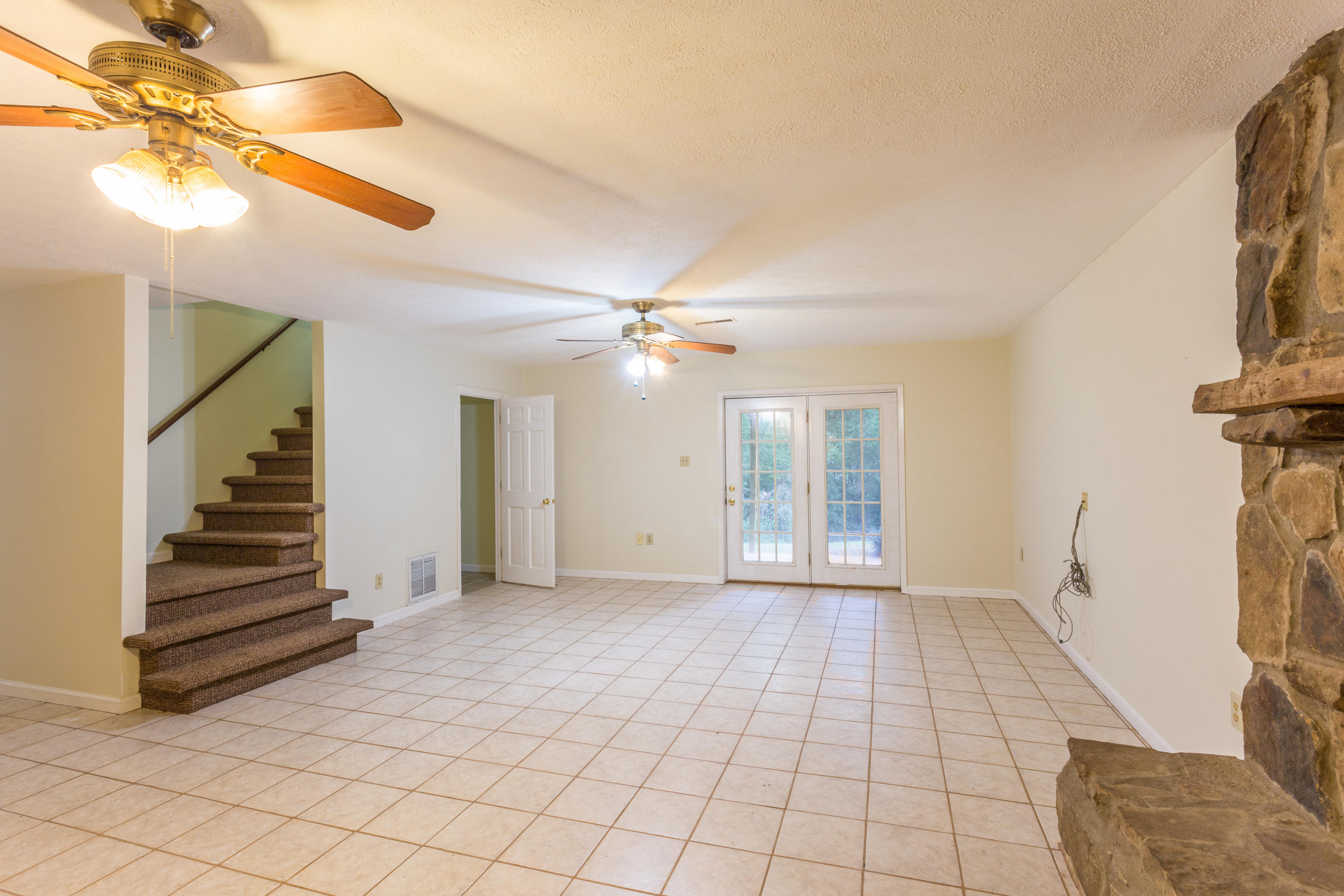 10822 Dundee Road Knoxville, TN 37934 - Photo 14 of 25 10822 Dundee DiFranco Home Team-Den 1