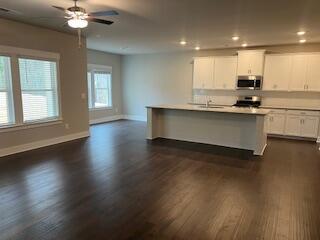 9158 Fuller Road, Unit 14 Chattanooga, TN 37421 - Photo 5 of 20 Family Room, Kitchen, Breakfast Area