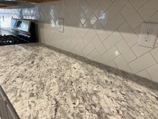 9158 Fuller Road, Unit 14 Chattanooga, TN 37421 - Photo 6 of 20 Stylish Backsplash