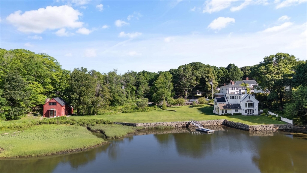 4 Lane Road Gloucester, MA 01930 - Photo 2 of 34