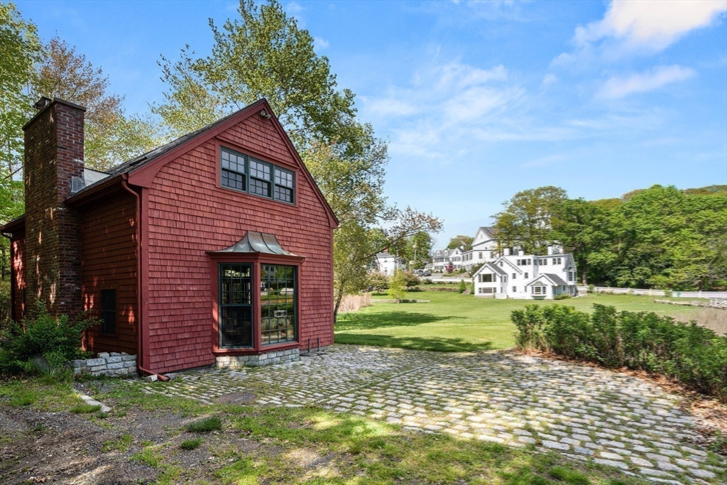 4 Lane Road Gloucester, MA 01930 - Photo 22 of 34