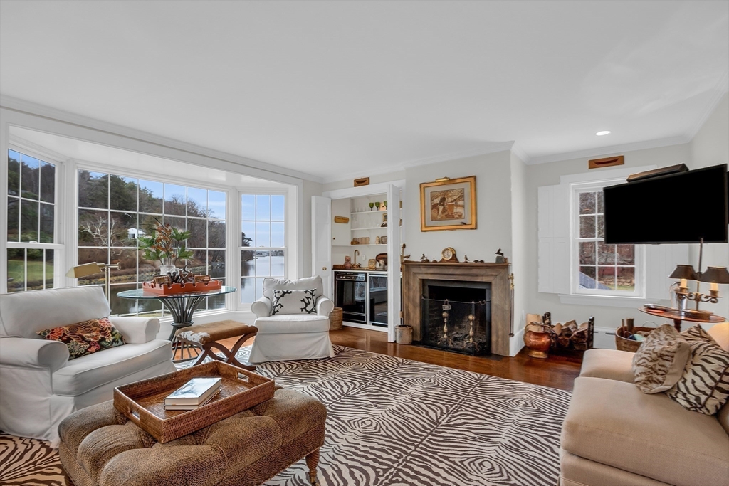 4 Lane Road Gloucester, MA 01930 - Photo 10 of 34