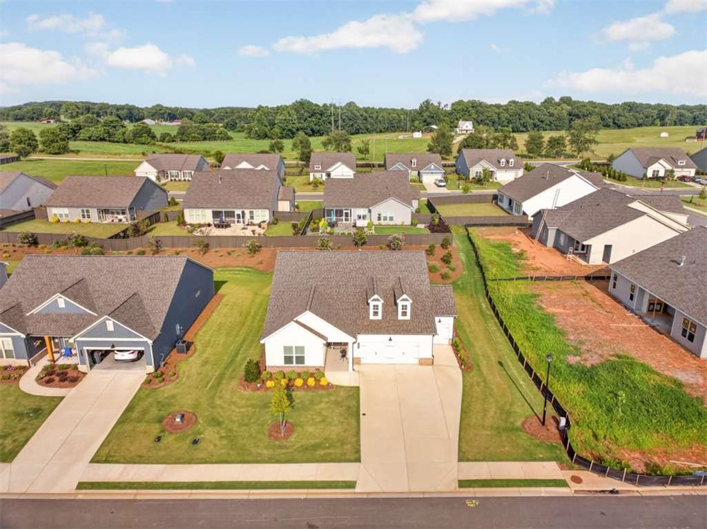 134 Oakdale Road Jefferson, GA 30549 - Photo 43 of 56