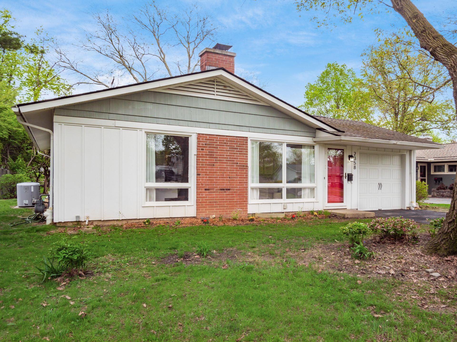 2358 Bristol Road Columbus, OH 43221 - Photo 2 of 40 2358 Bristol Road
