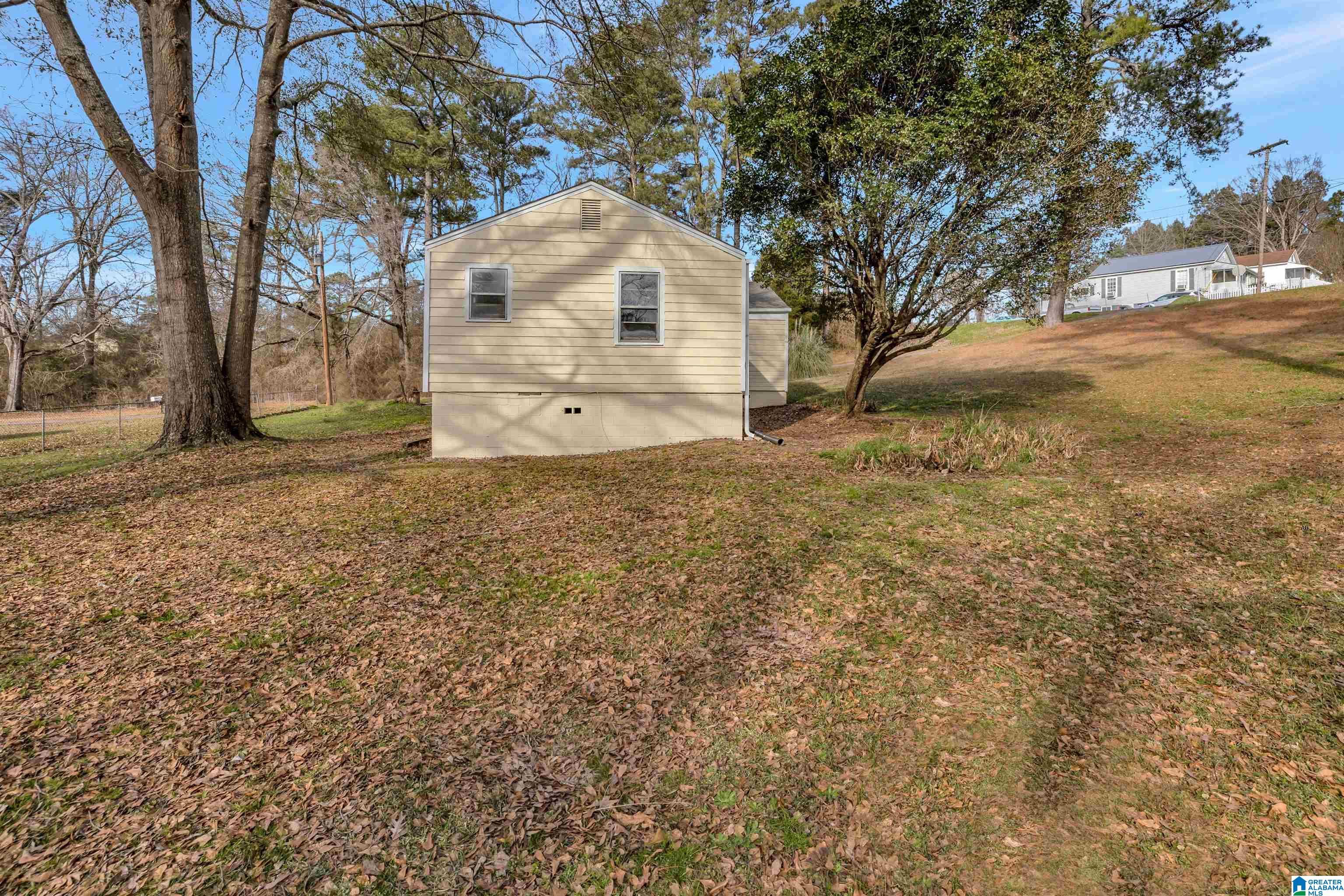 1148 Slopes Drive Mulga, AL 35118 - Photo 8 of 23