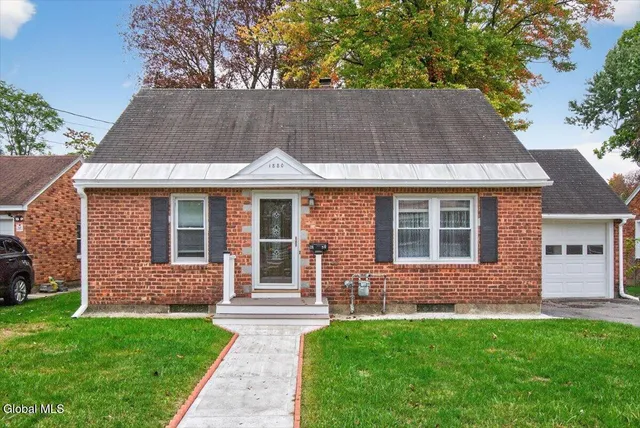 $279,900 | 1880 Broad Street, Schenectady, NY 12306