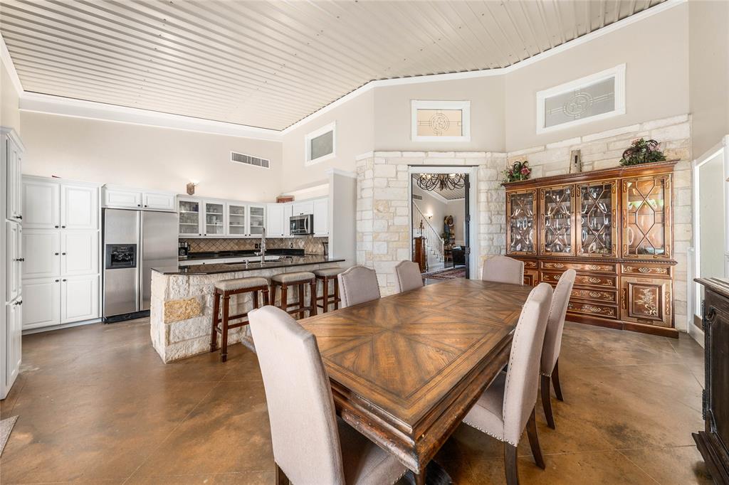 2820 Talbert Ranch Road China Spring, TX 76633 - Photo 9 of 40 Gallery Image 9