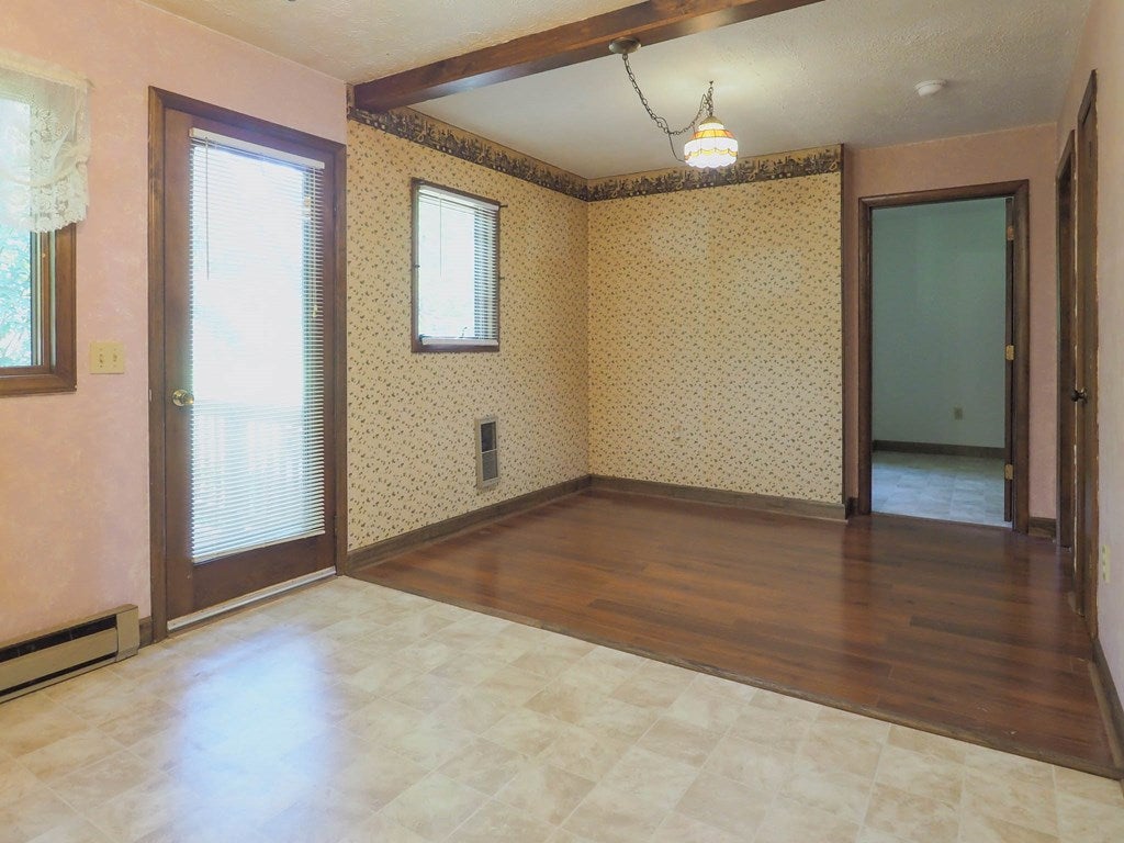 2173 Edmonds Road Galax, VA 24333 - Photo 19 of 37 Gallery Image 19