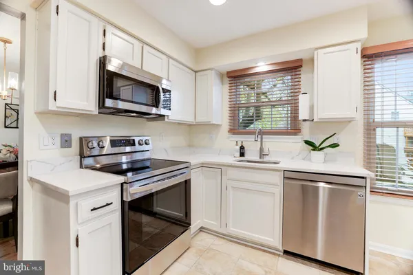 $3,600 | 22 Newland Court, Sterling, VA 20165