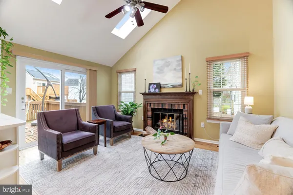 $3,600 | 22 Newland Court, Sterling, VA 20165