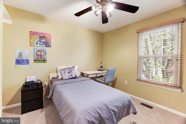 $3,600 | 22 Newland Court, Sterling, VA 20165