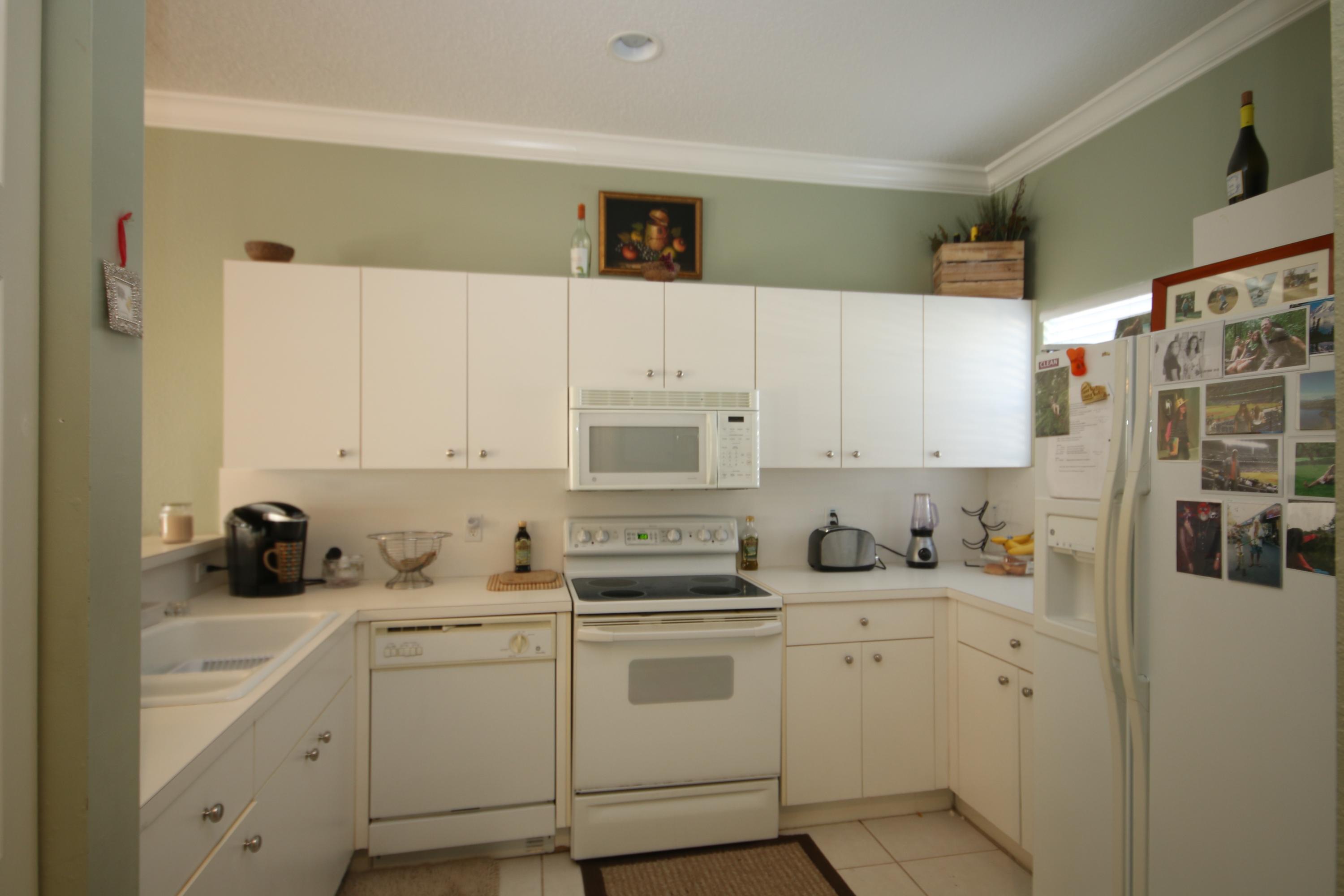18182 Boca Way Drive Boca Raton, FL 33498 - Photo 3 of 17 Kitchen