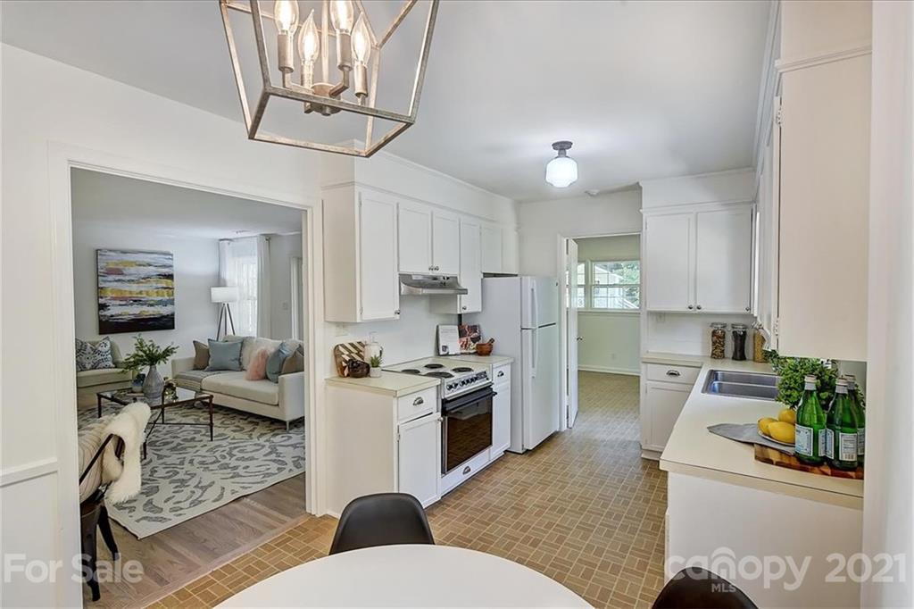 3623 Round Oak Road Charlotte, NC 28210 - Photo 13 of 34 Gallery Image 13