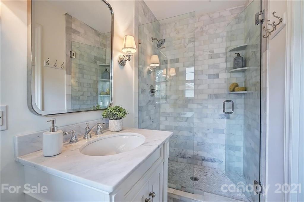 3623 Round Oak Road Charlotte, NC 28210 - Photo 18 of 34 Gallery Image 18