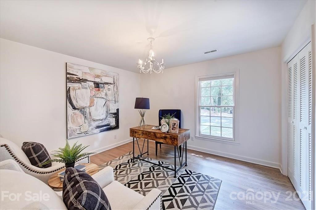 3623 Round Oak Road Charlotte, NC 28210 - Photo 19 of 34 Gallery Image 19