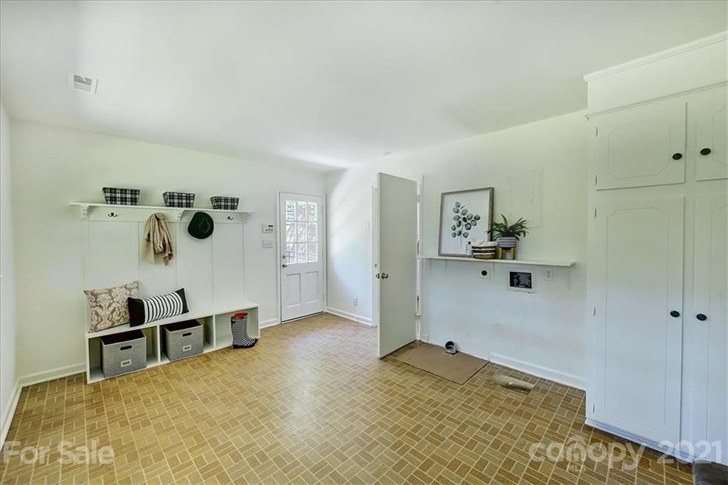 3623 Round Oak Road Charlotte, NC 28210 - Photo 23 of 34 Gallery Image 23