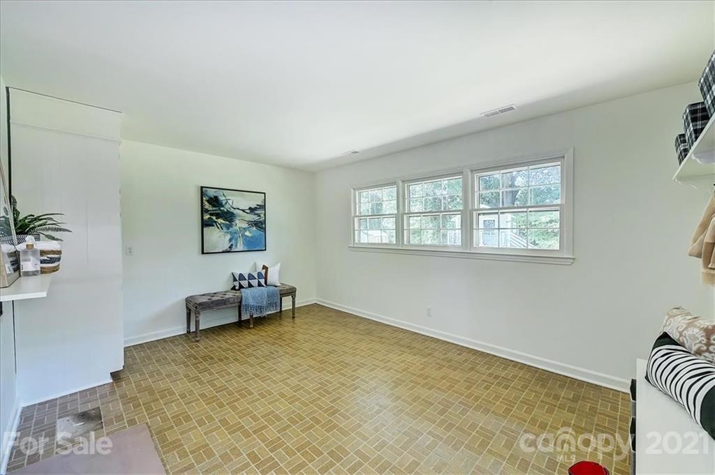 3623 Round Oak Road Charlotte, NC 28210 - Photo 25 of 34 Gallery Image 25